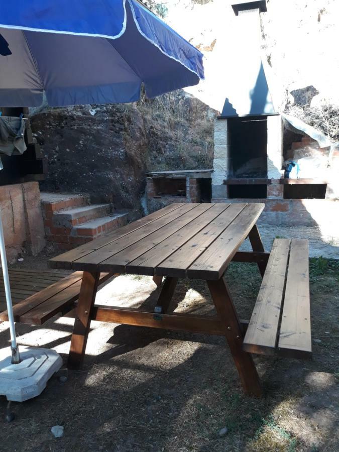 Canon Del Rio Lobos-La Cabana De Ton San Leonardo de Yagüe Buitenkant foto